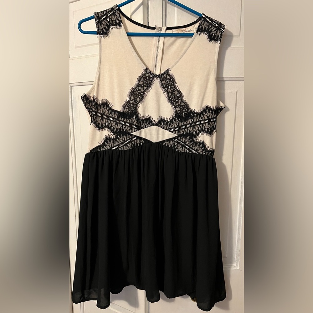 Women’s Knee Length Dress